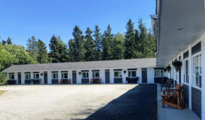 Гостиница Motel de L'Anse et Camping Rimouski  Римоуски